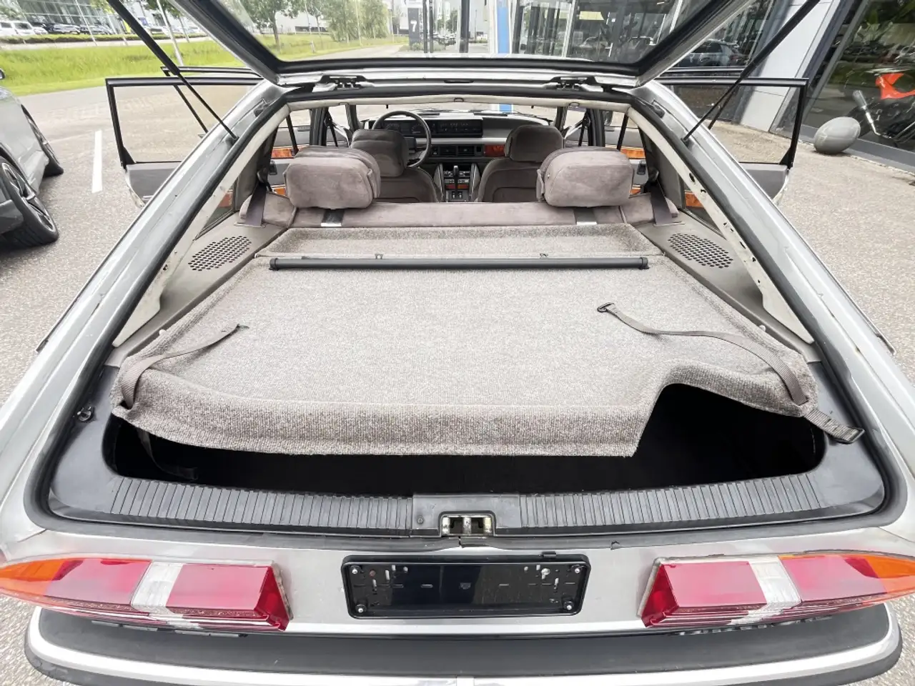 Rover SD 2600 Vanden Plas automaat, foto 11