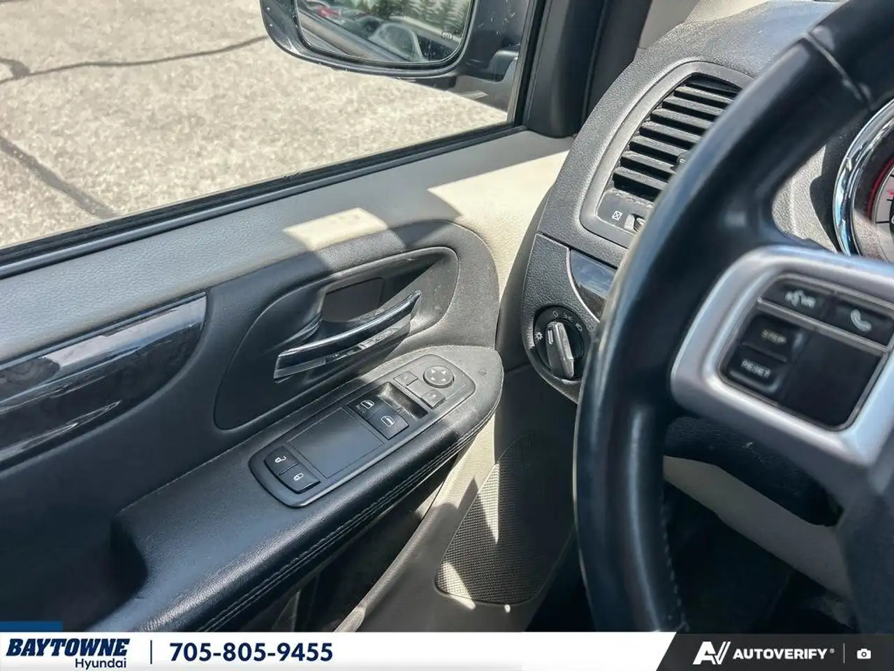 Dodge Grand Caravan photo Dodge Grand Caravan