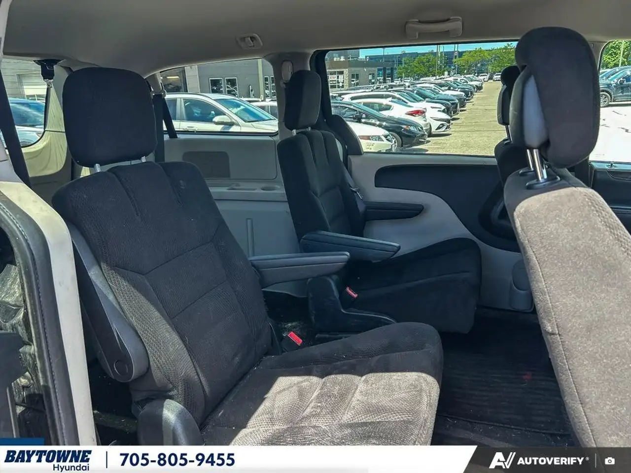 Dodge Grand Caravan photo Dodge Grand Caravan