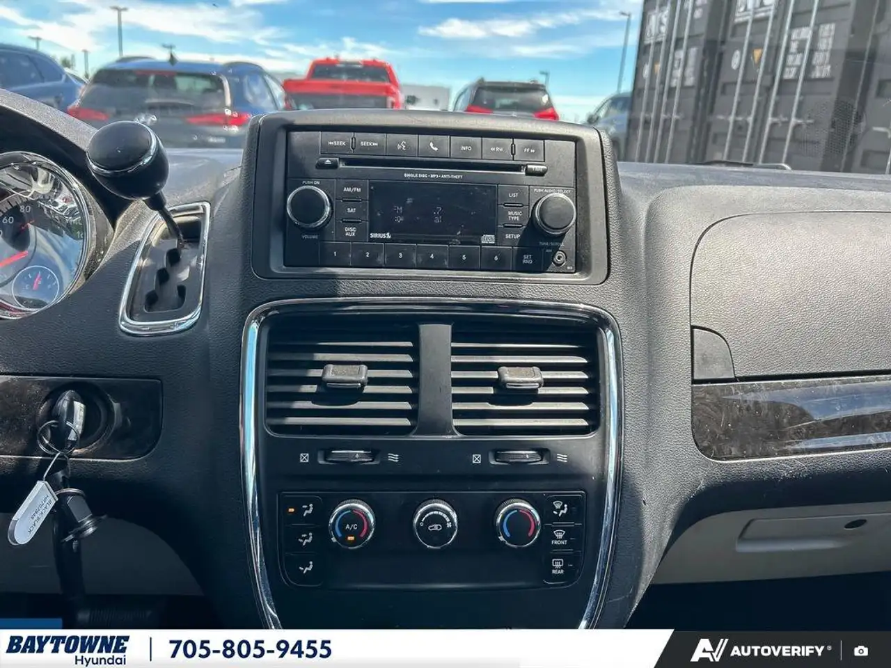 Dodge Grand Caravan photo Dodge Grand Caravan