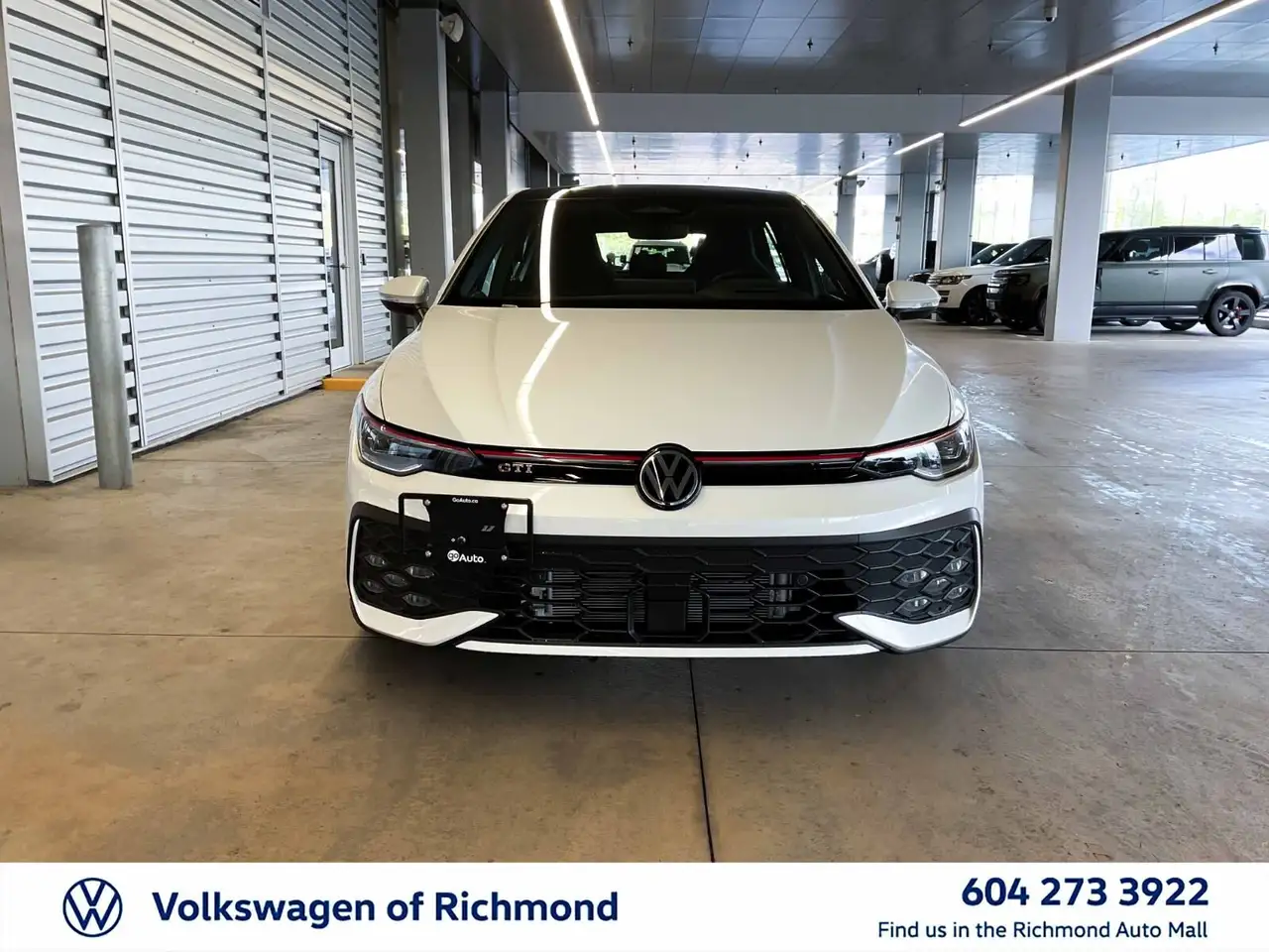 Volkswagen Golf GTI снимка Volkswagen Golf GTI