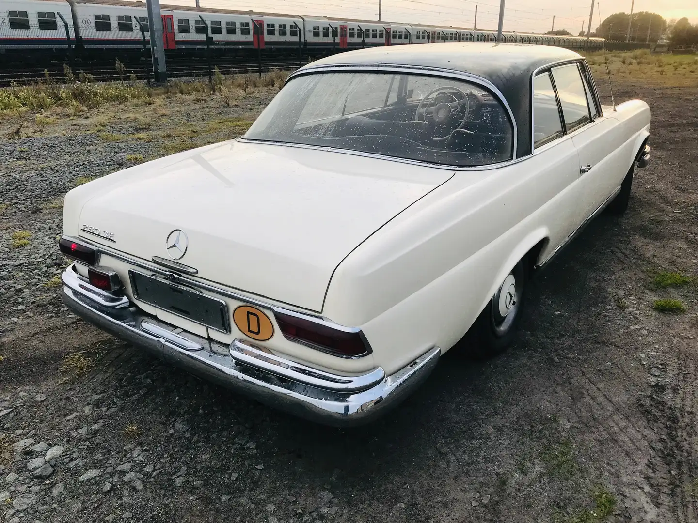 Mercedes-Benz 220 w111 220SE Blanc - 2