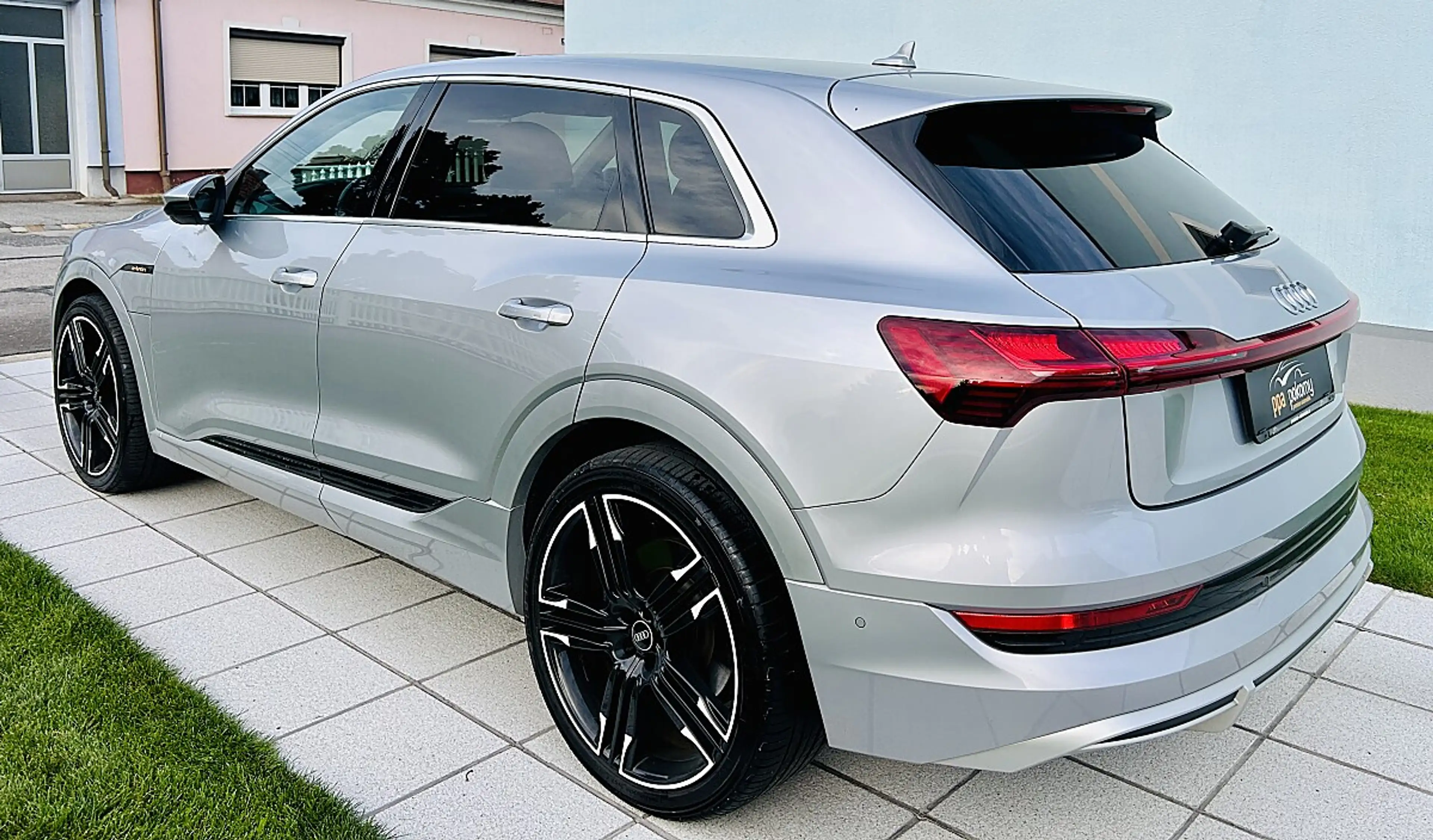 Audi e-tron E-tron 50 quattro 71kWh S-LINE Ext. - Topzustan... — photo 13
