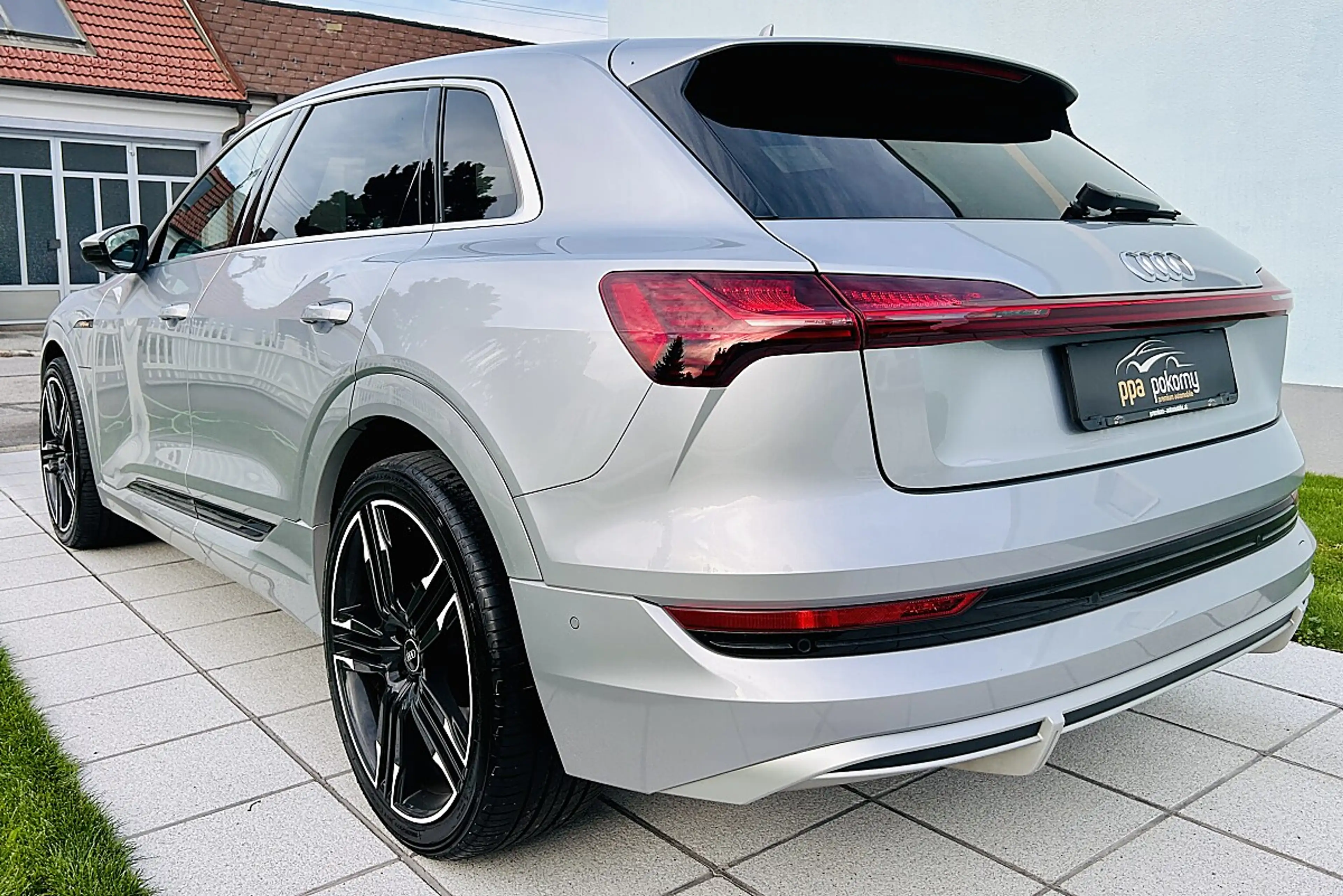 Audi e-tron E-tron 50 quattro 71kWh S-LINE Ext. - Topzustan... — photo 14