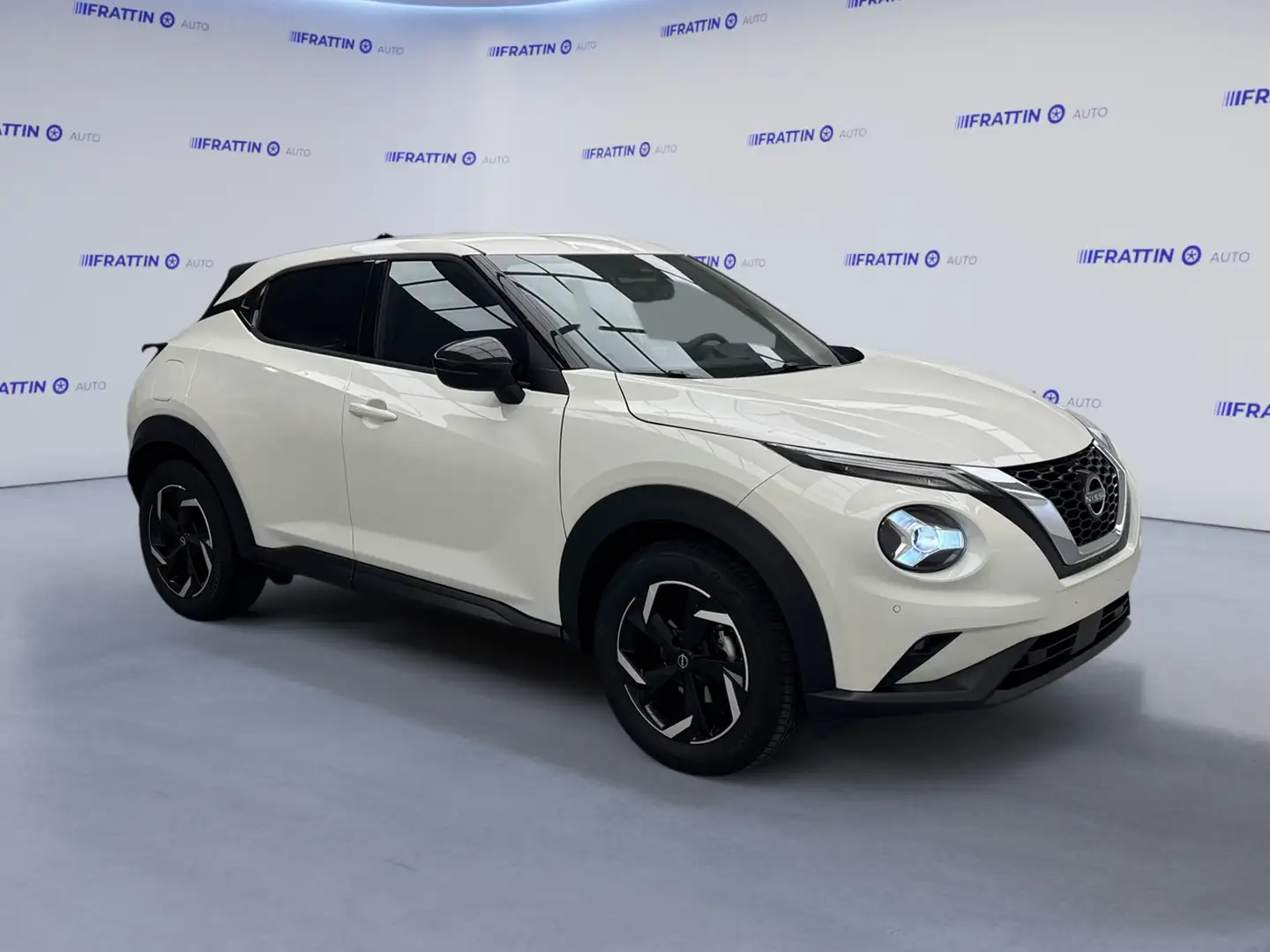 Nissan Juke 1.0 DIG-T 114 CV N-Connecta Bianco - 2