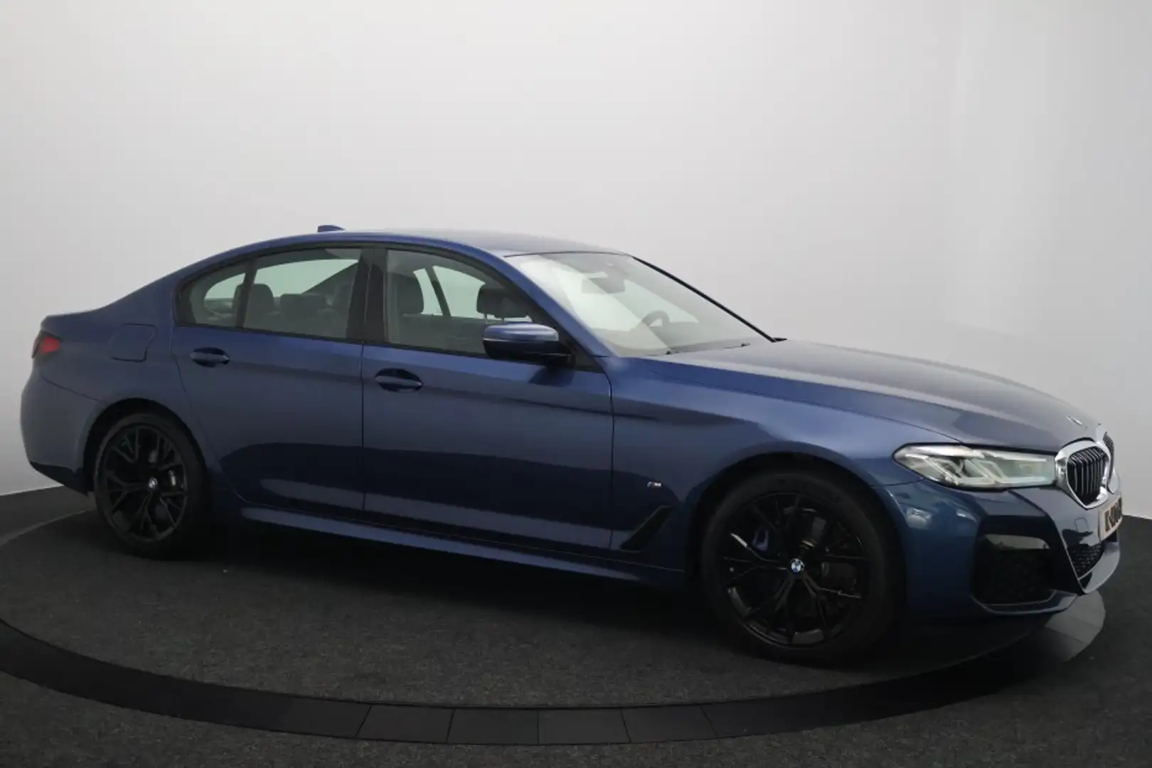 BMW 530 530e High Executive M-Sport Plug in Hybride | Memo Niebieski - 2
