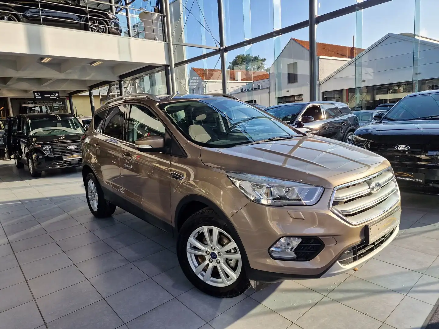 Ford Kuga BENZINE SLECHTS 55000KM!!!! Zilver - 1