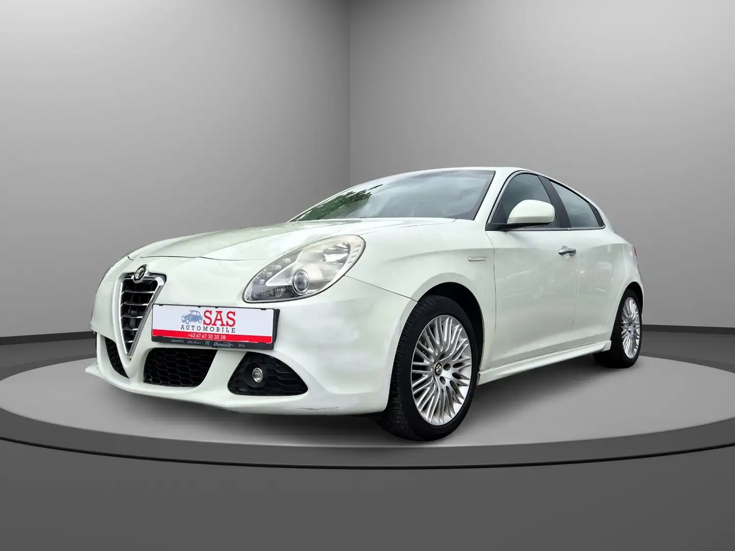 Alfa Romeo Giulietta Turismo Bianco - 1