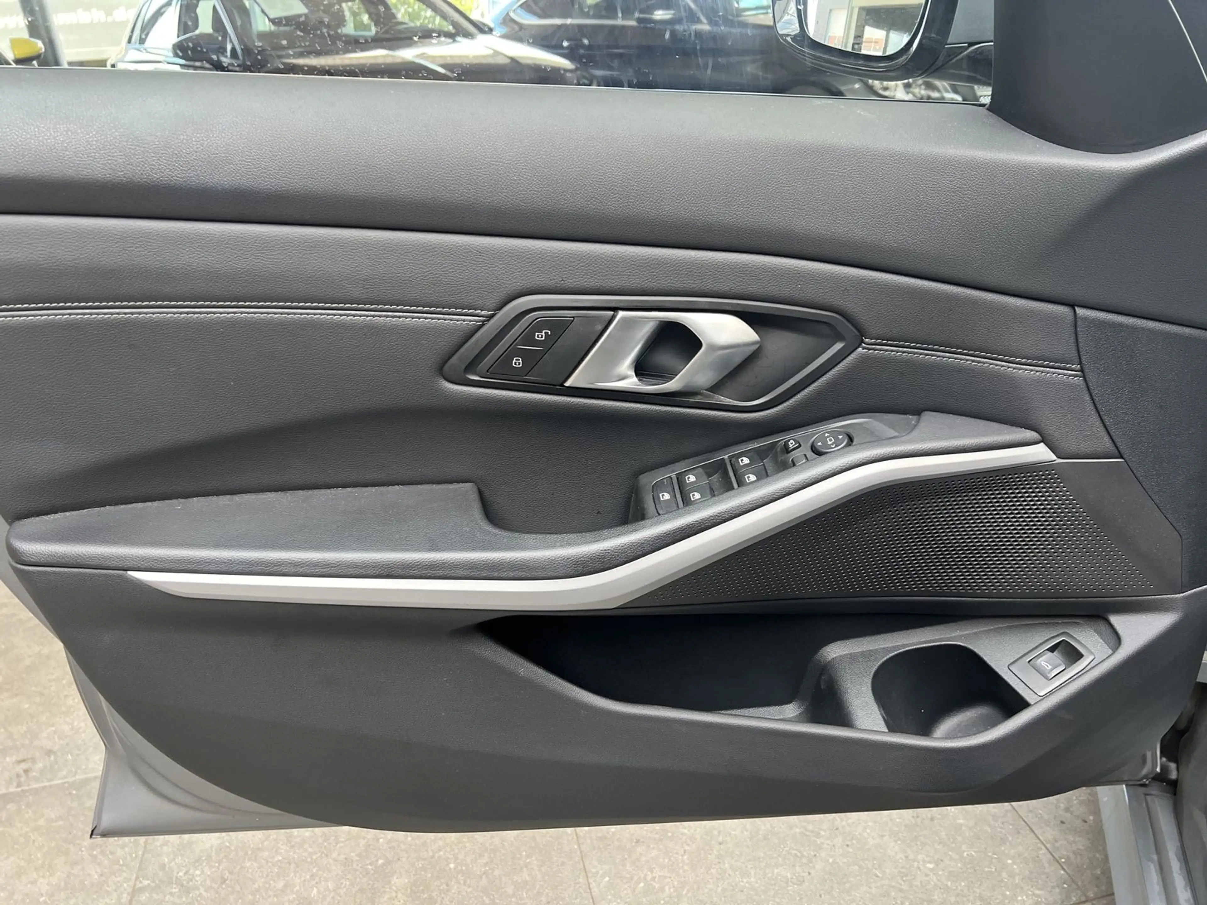 BMW 320 3 320d Widescreen Curved CarPlay Navi LED PDC — photo 12