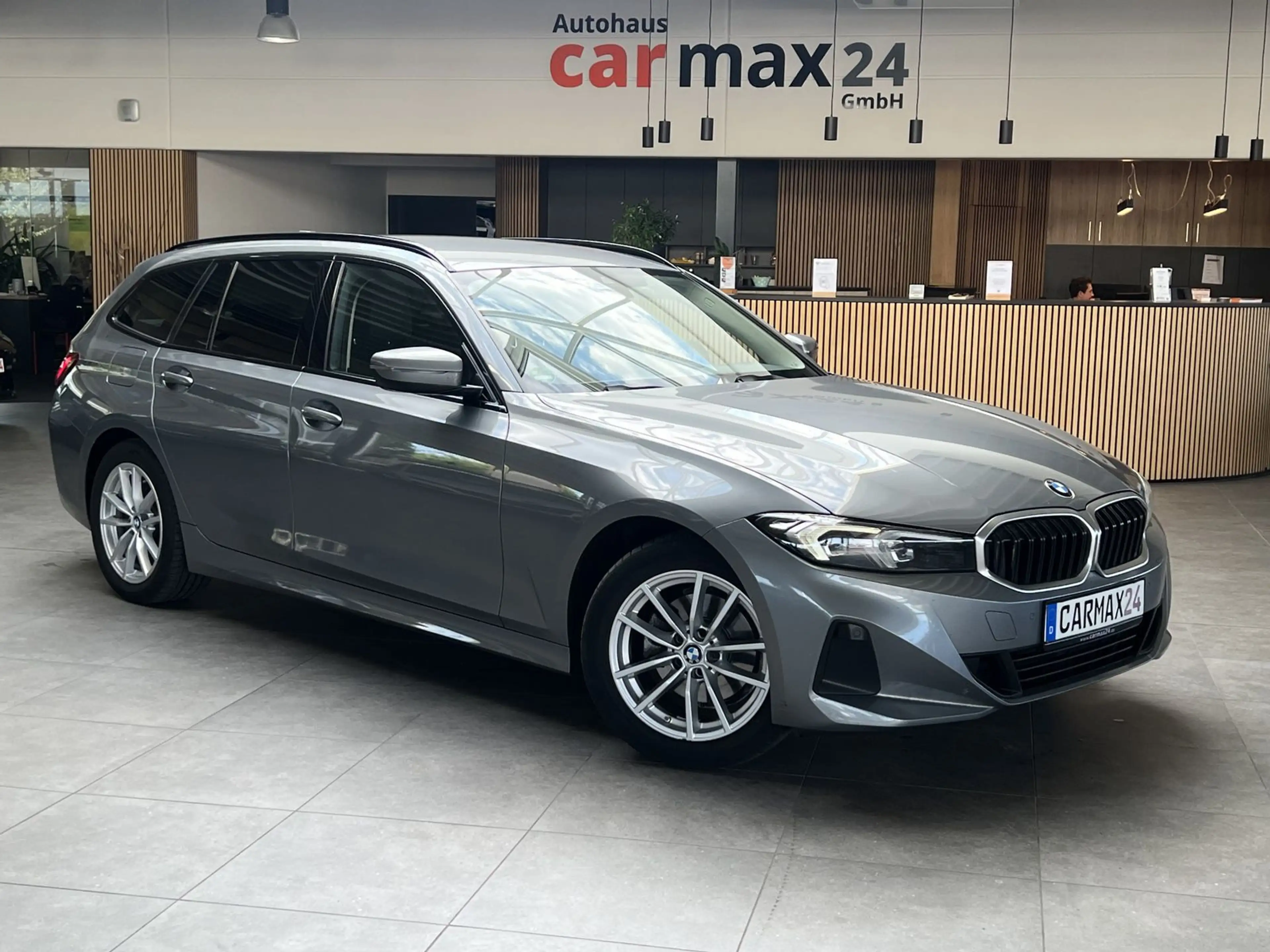 BMW 320 3 320d Widescreen Curved CarPlay Navi LED PDC