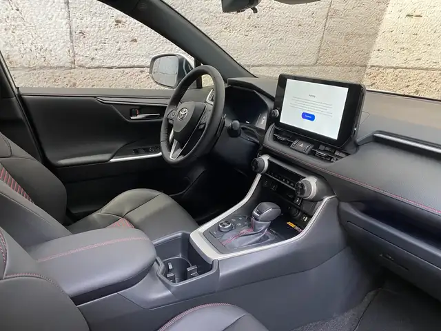 Toyota RAV 4 RAV4 Plug-in-Hybrid 4x4 306PS Active + Executive P Ansicht 5