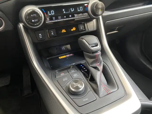 Toyota RAV 4 RAV4 Plug-in-Hybrid 4x4 306PS Active + Executive P Ansicht 7