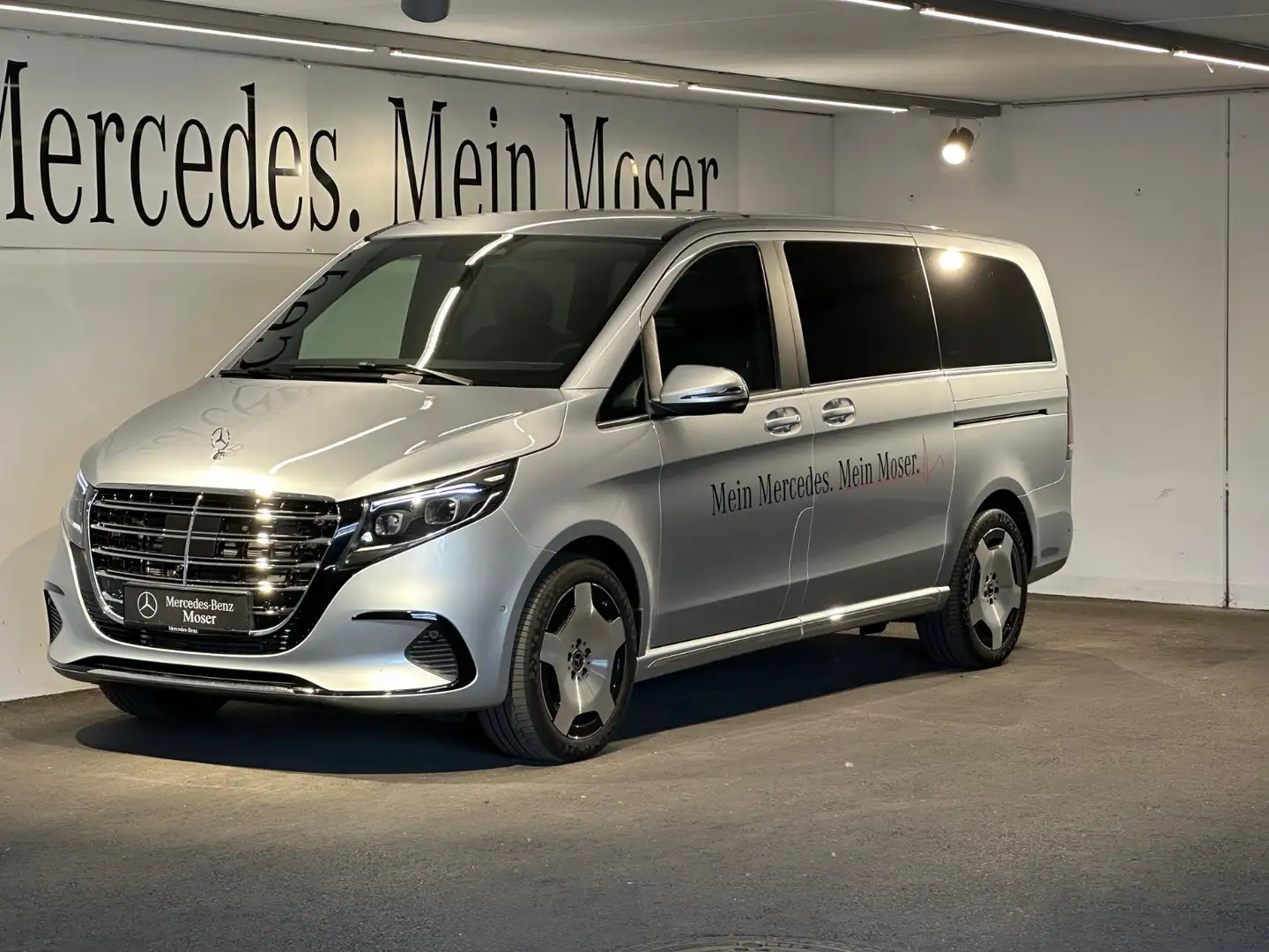 Mercedes-Benz V 300 d 4MATIC EXCLUSIVE Lang Silber - 2