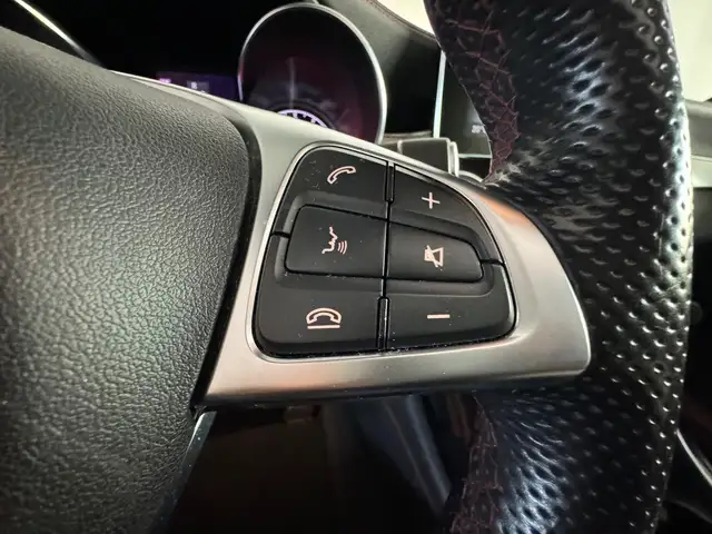 Mercedes-Benz GLC view 15