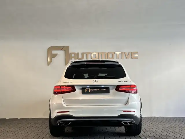 Mercedes-Benz GLC view 5