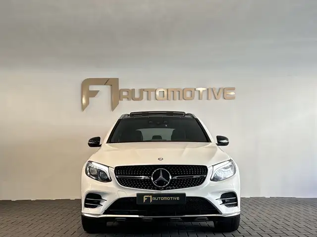 Mercedes-Benz GLC view 2