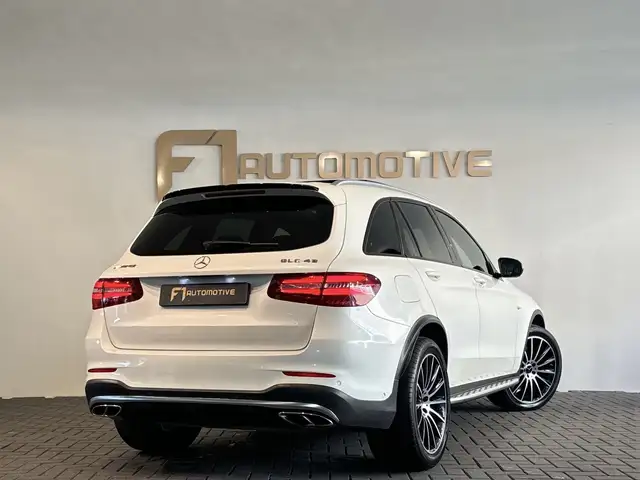 Mercedes-Benz GLC view 4