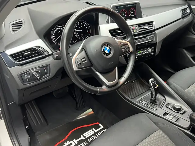BMW X1 view 8