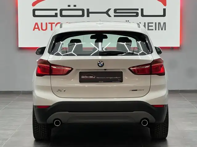 BMW X1 view 6