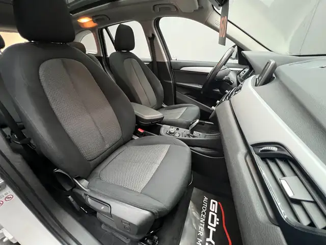 BMW X1 view 13