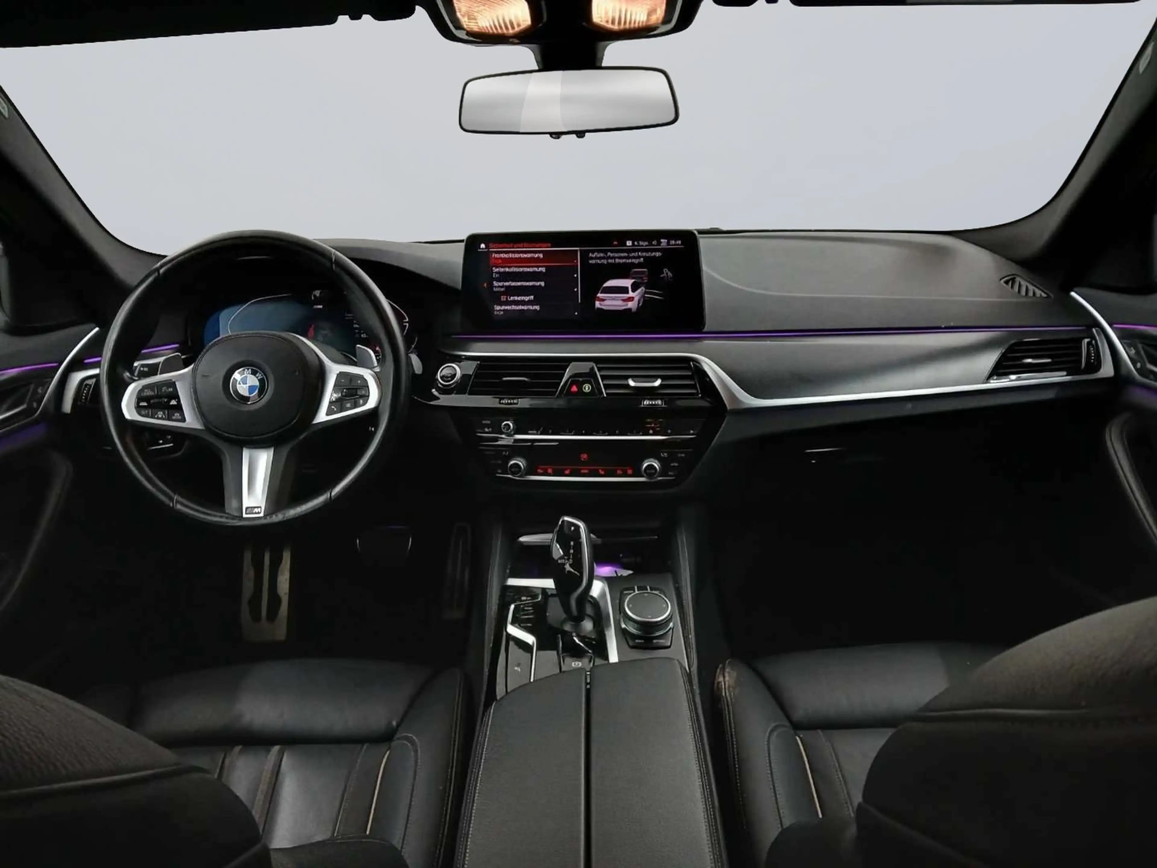 BMW 540 d xDrive Touring — photo 5