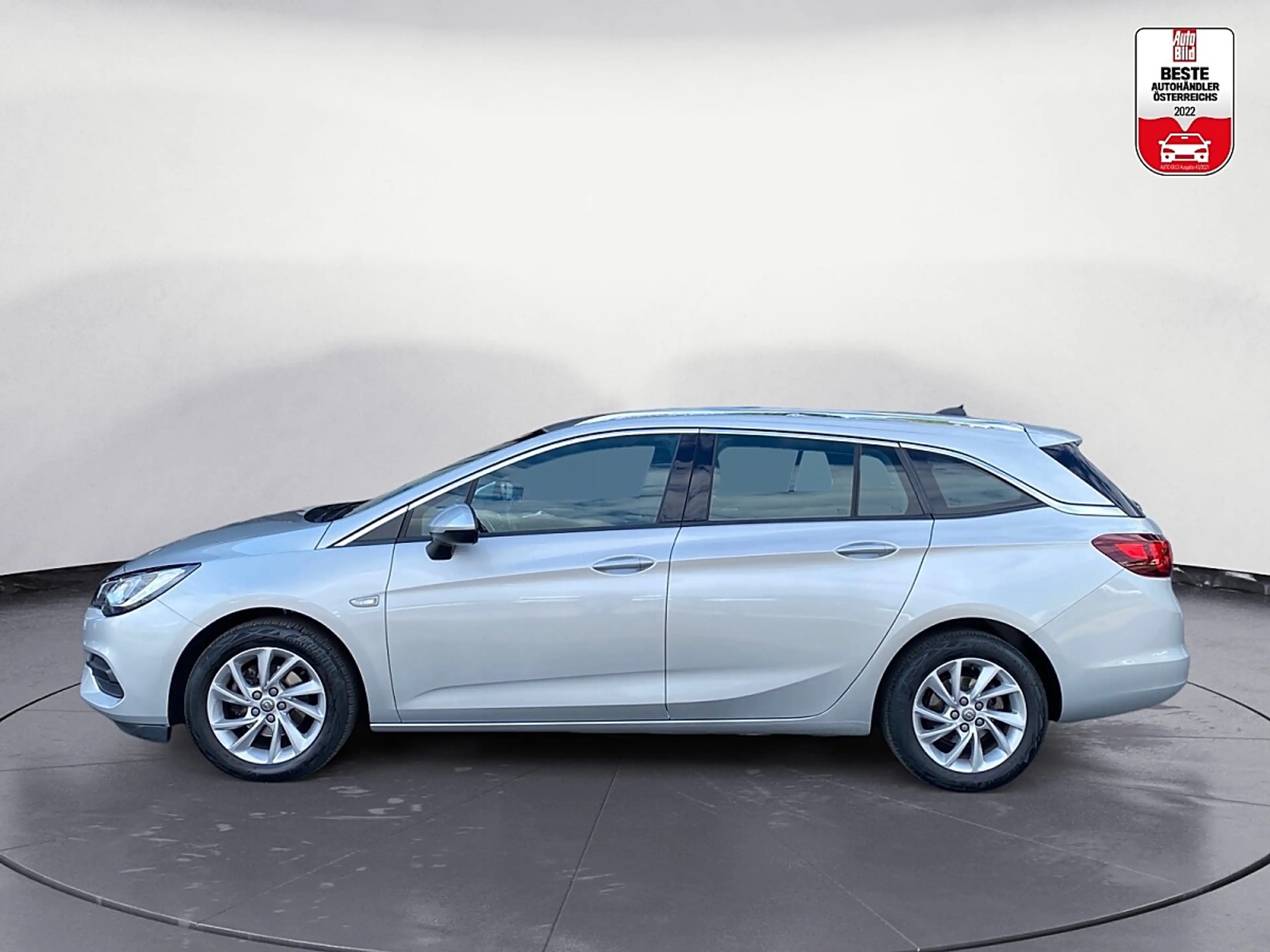 Opel Astra 1,5 D Business Elegance | Winter Paket — photo 4