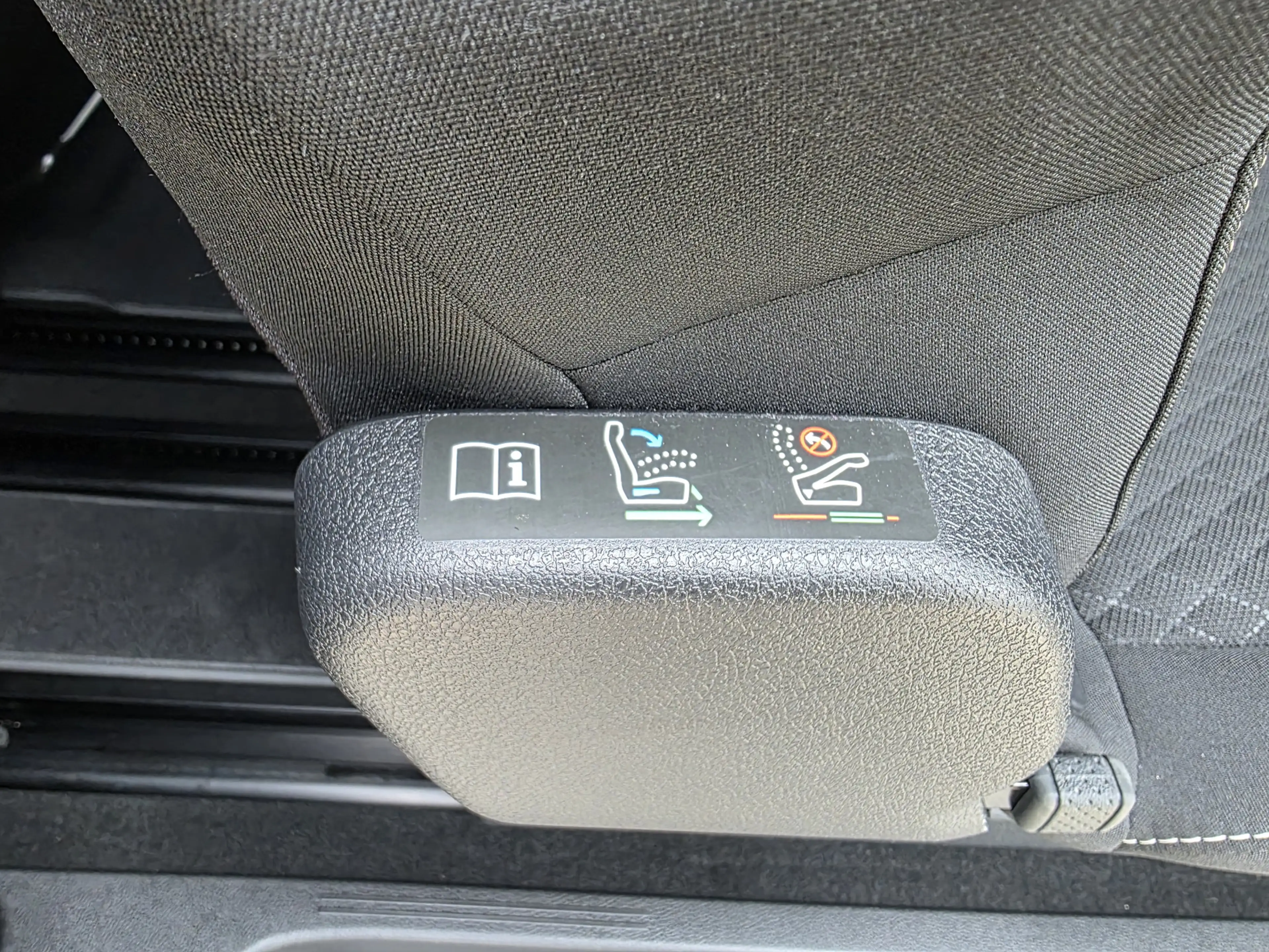 Peugeot e-Expert /Opel Zafira-e L2 Innovation 50 kWh Links & Rechts — photo 14