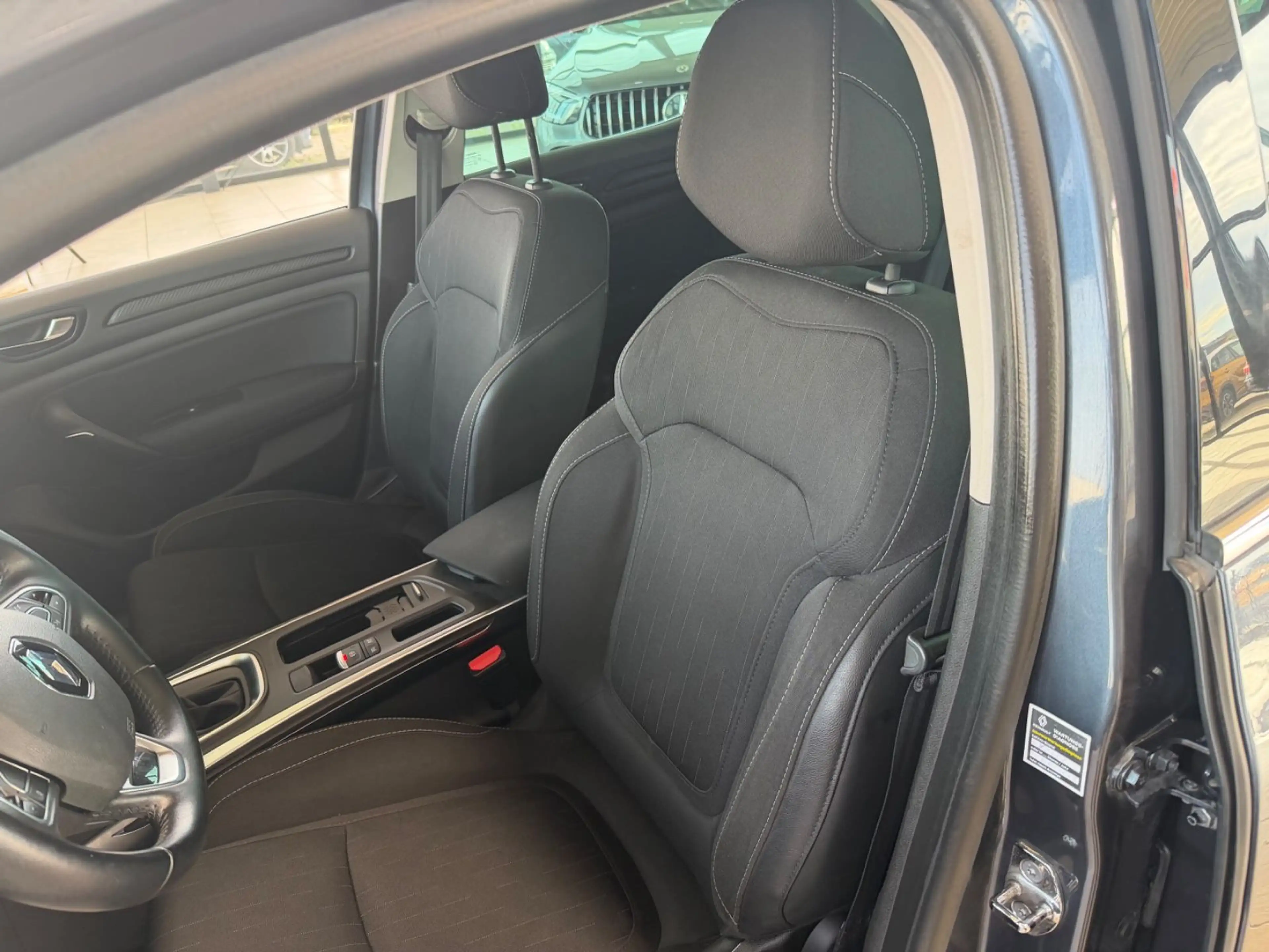Renault Megane IV Lim. 5-trg. Limited/Automatik — photo 13