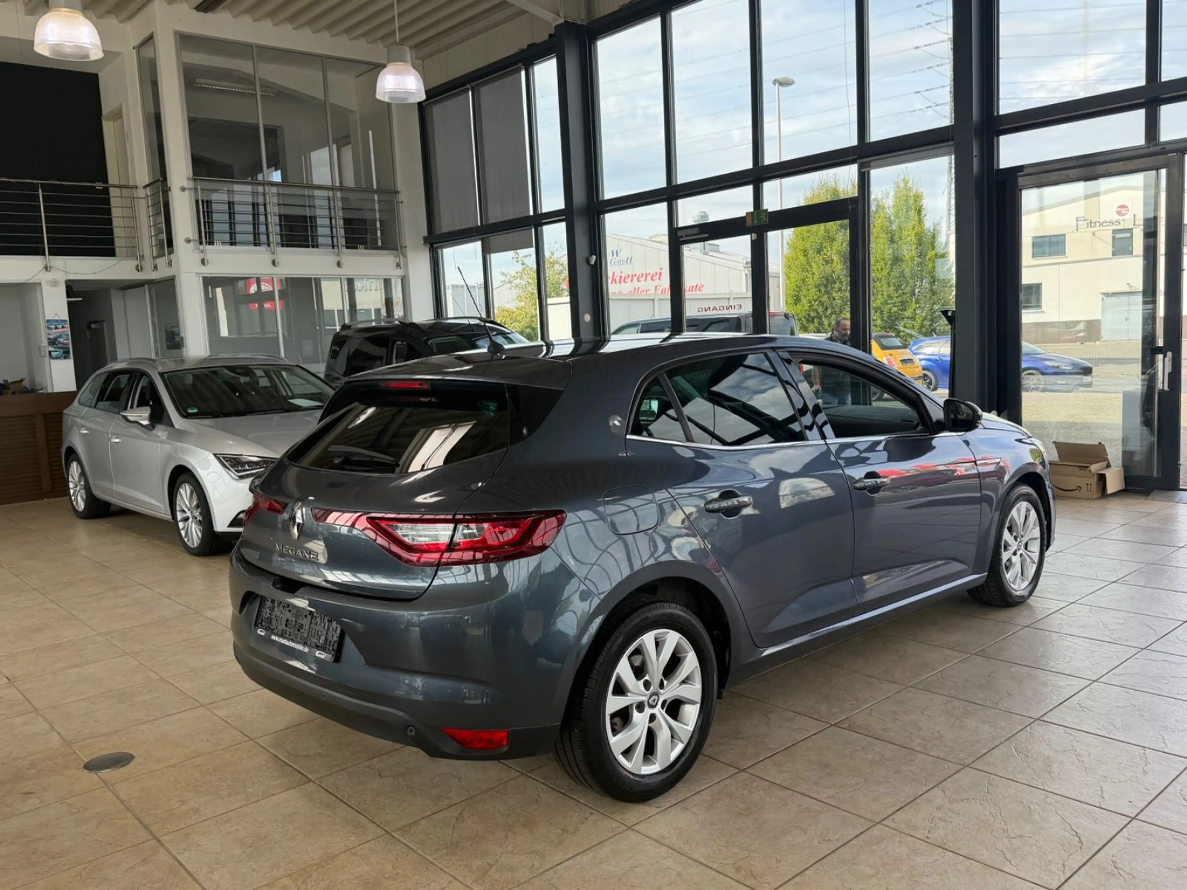 Renault Megane IV Lim. 5-trg. Limited/Automatik — photo 6