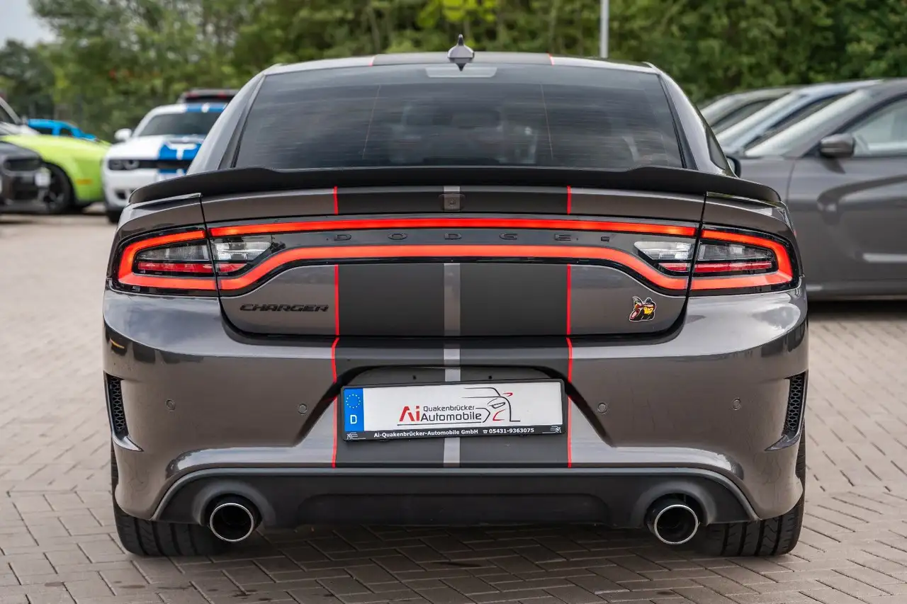 Dodge Charger 2021 — фото 15