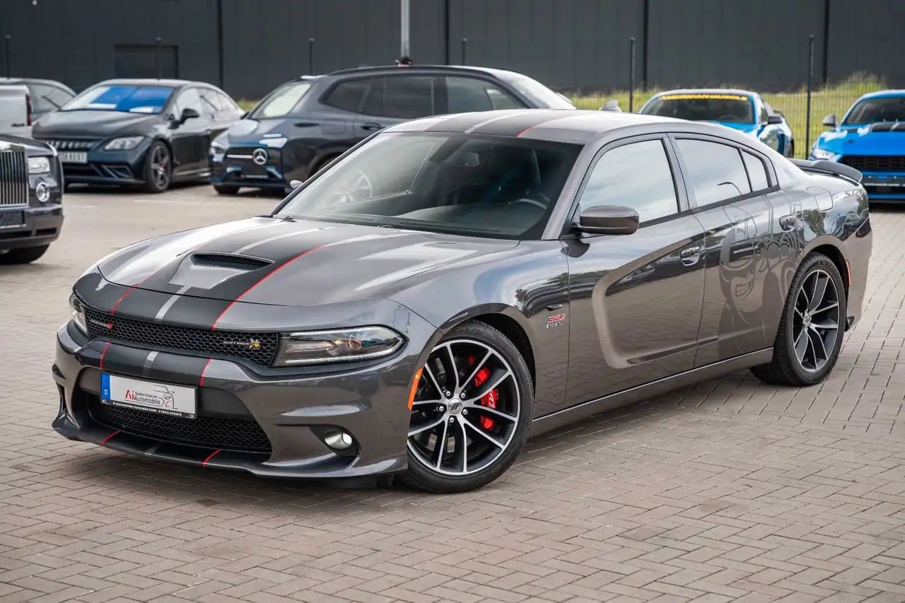 Dodge Charger 2021 — фото 10