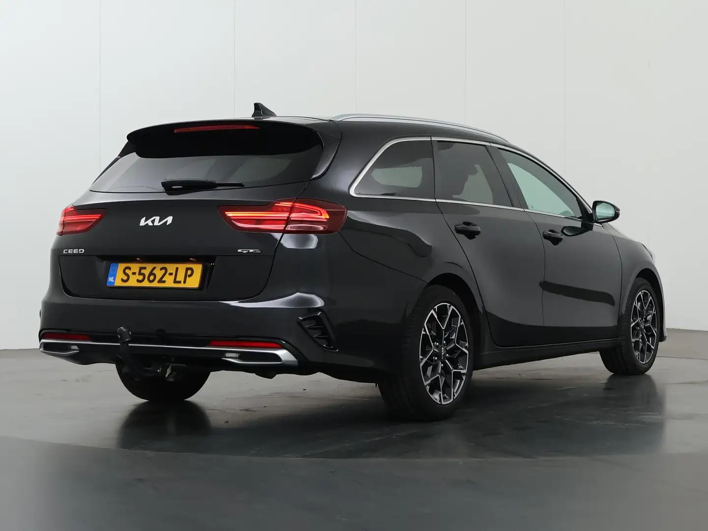 Kia Ceed SW / cee'd SW Sportswagon 1.5 T-GDi GT-Line Edition | Trekhaak | Zwart - 2