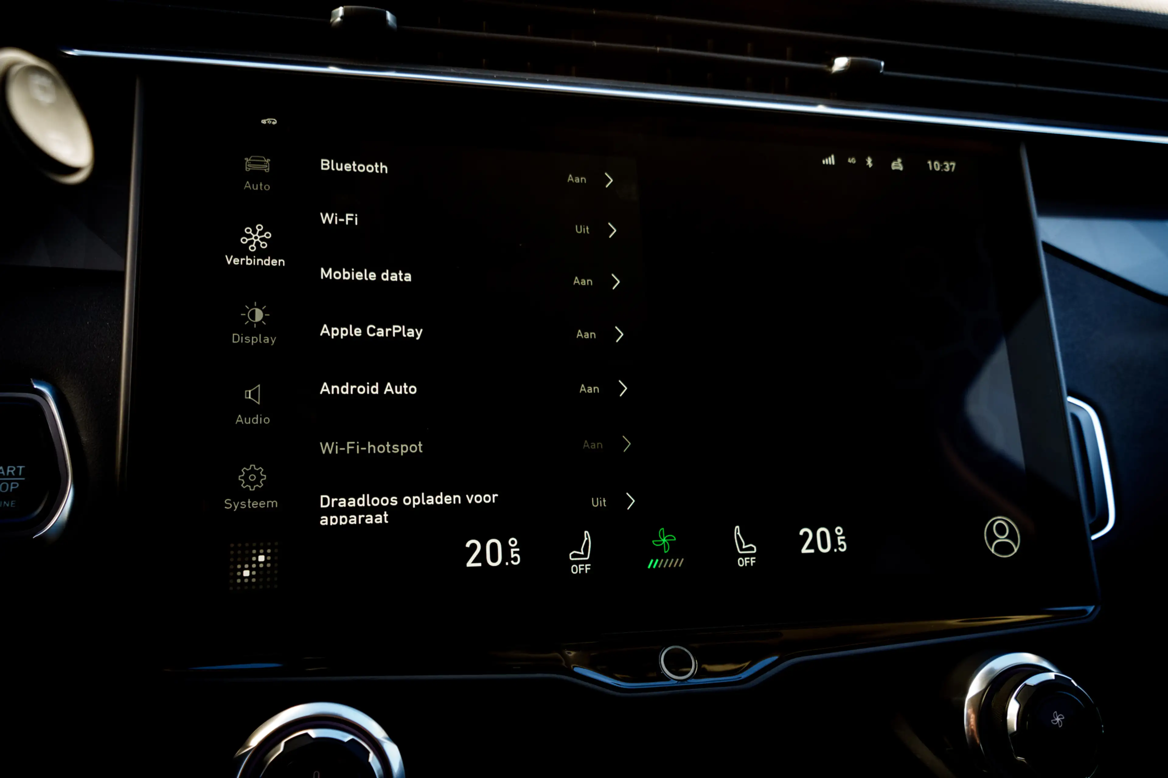 Lynk & Co 01 1.5 Plug-in Hybrid 262 Pk I Panoramadak | Adapt. C — photo 49