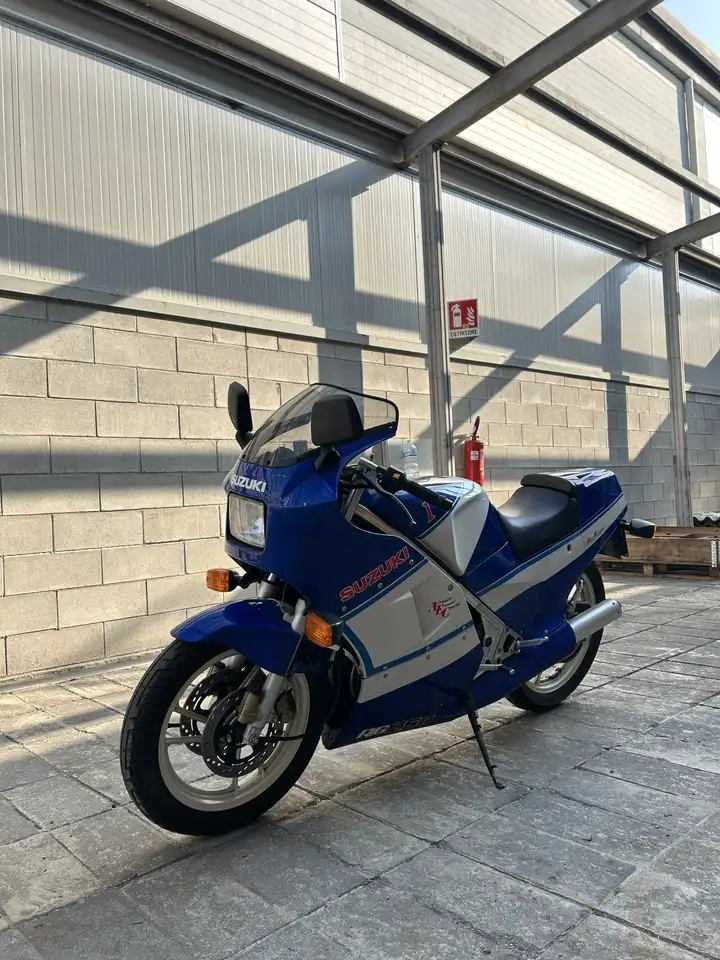 Suzuki RG 250