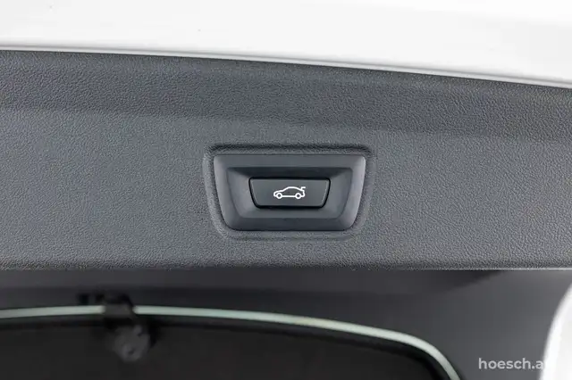 BMW I4 view 10