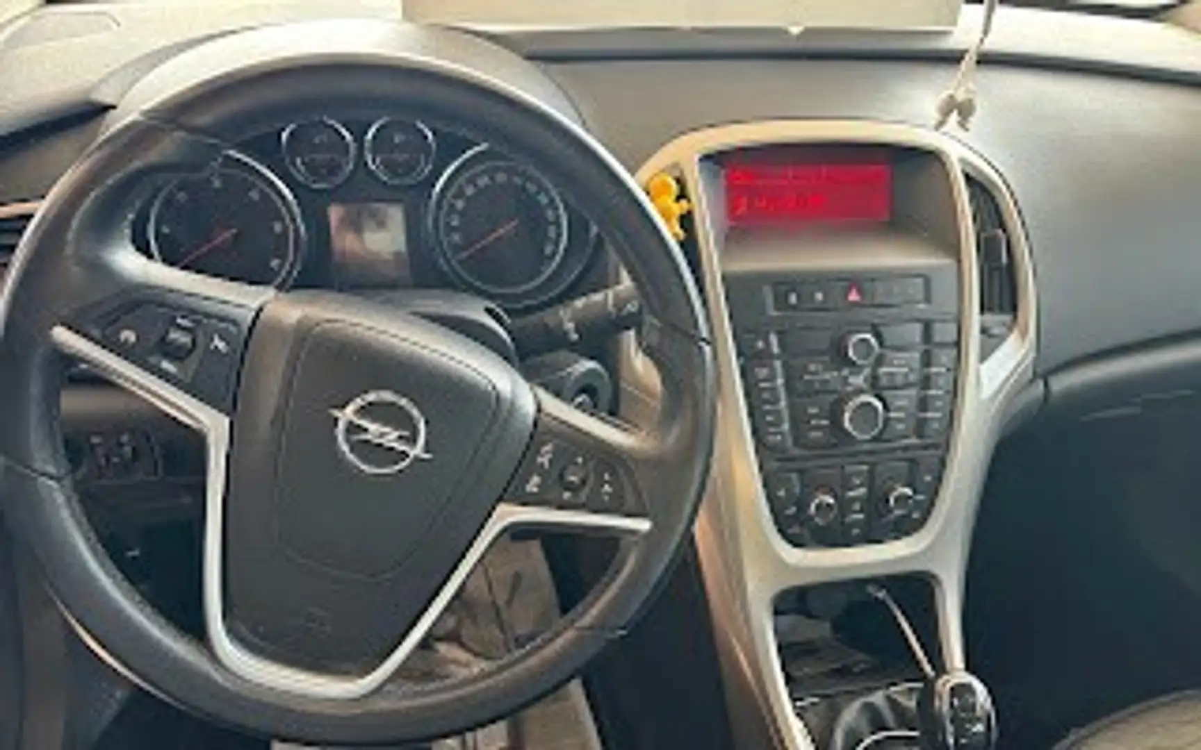 Opel Astra 1.7 CDTI 125CV Sports Tourer Elective Negro - 2