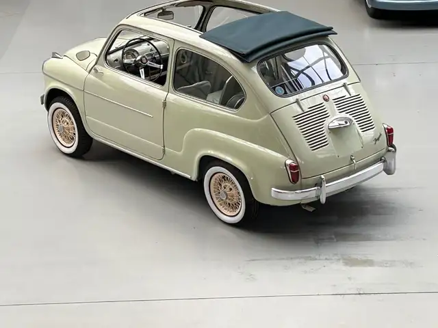 Fiat 600 view 6