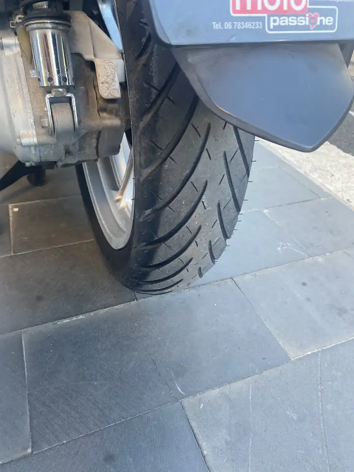 Honda SH 300