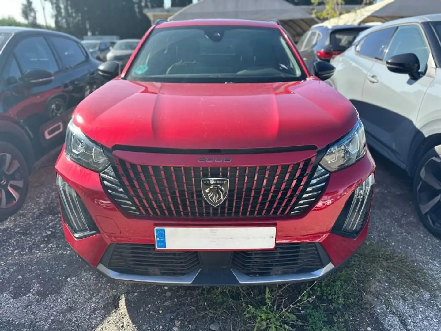 Peugeot 2008 PureTech 100 S&S Allure Rosso - 2