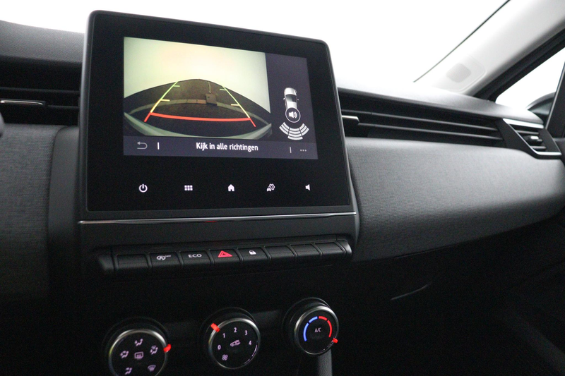 Renault Clio evolution TCe 90 | Achteruitrijcamera | — photo 12