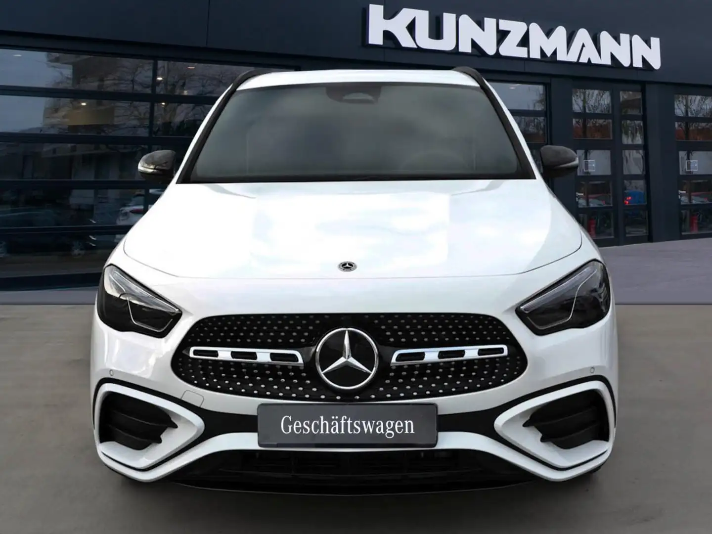 Mercedes-Benz GLA 200 AMG Night MBUXNavi-Prem. Kamera AHK Wit - 2