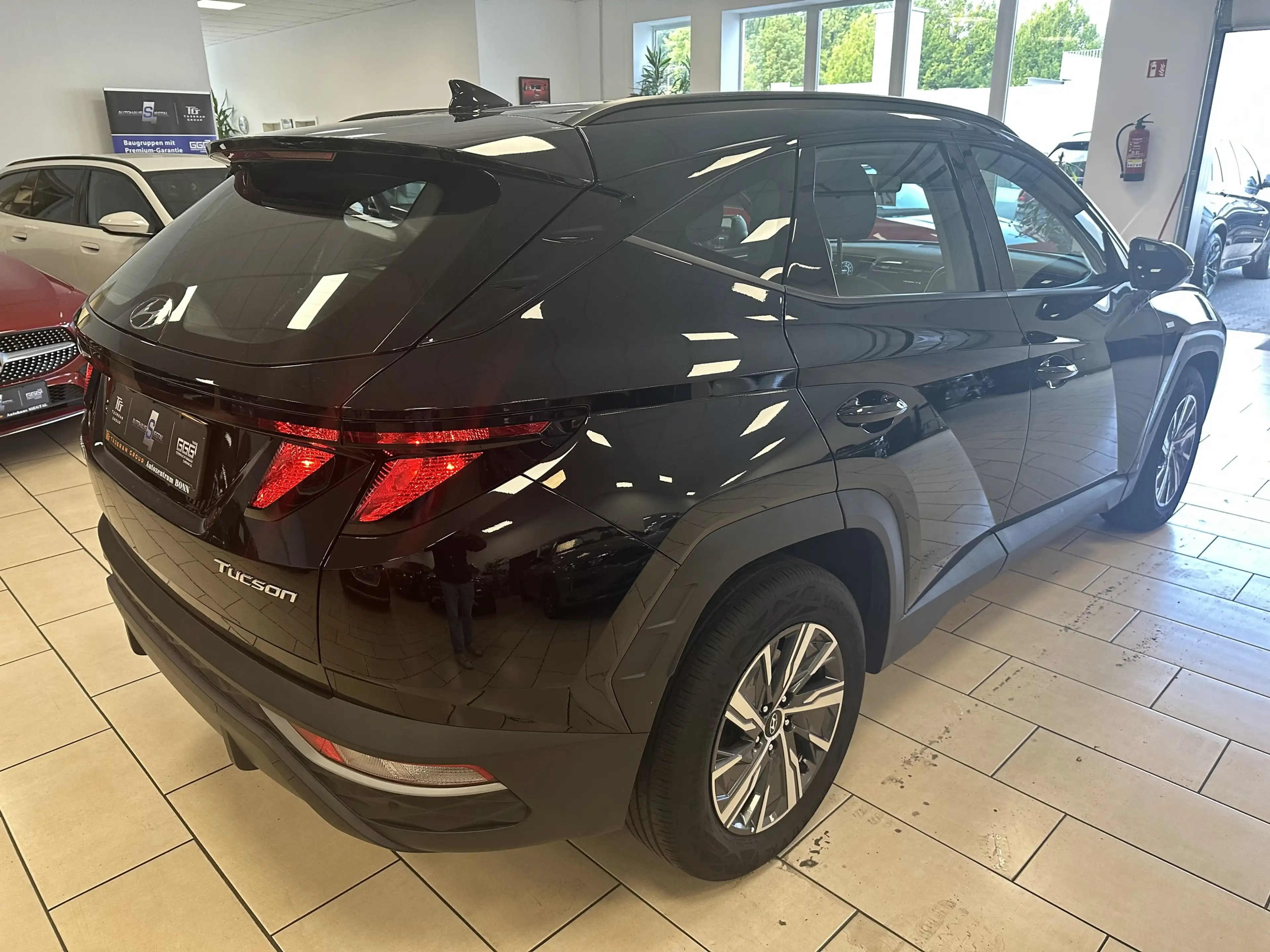 Hyundai TUCSON Select Mild-Hybrid R.Cam Navi PDC SHZ — photo 5