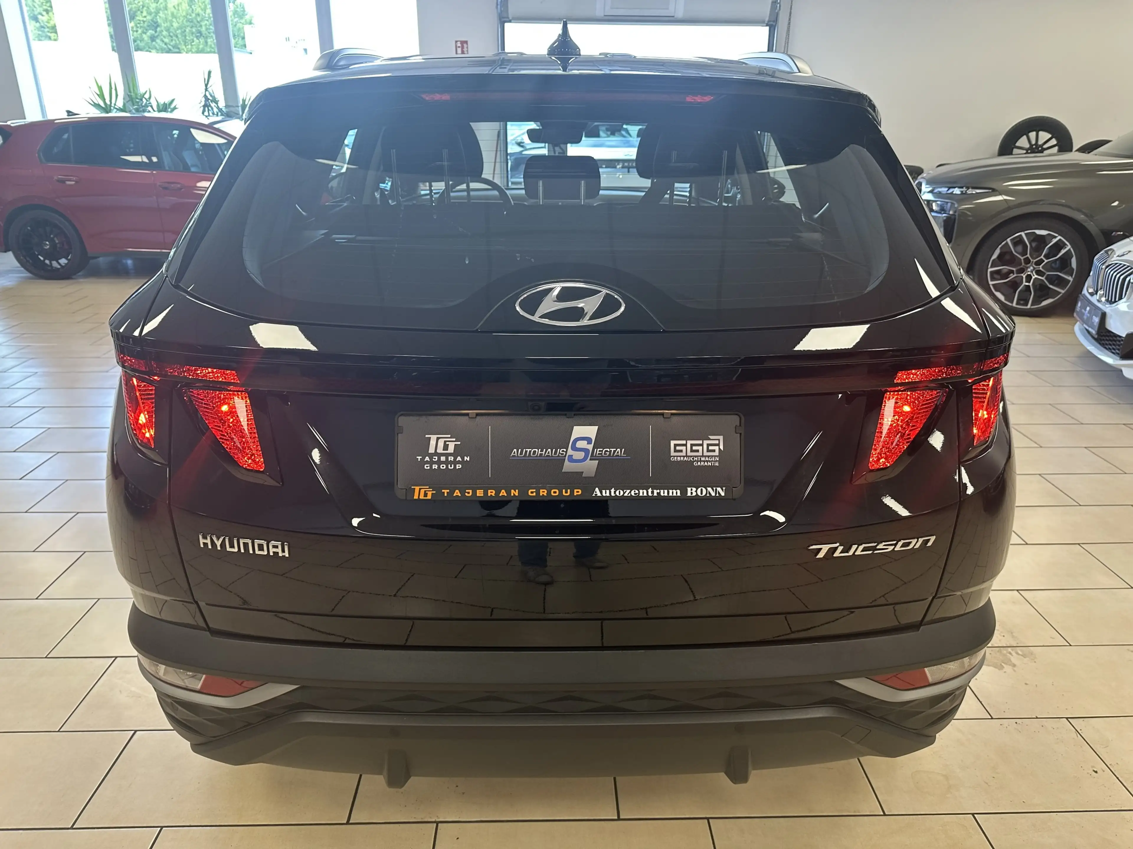 Hyundai TUCSON Select Mild-Hybrid R.Cam Navi PDC SHZ — photo 4
