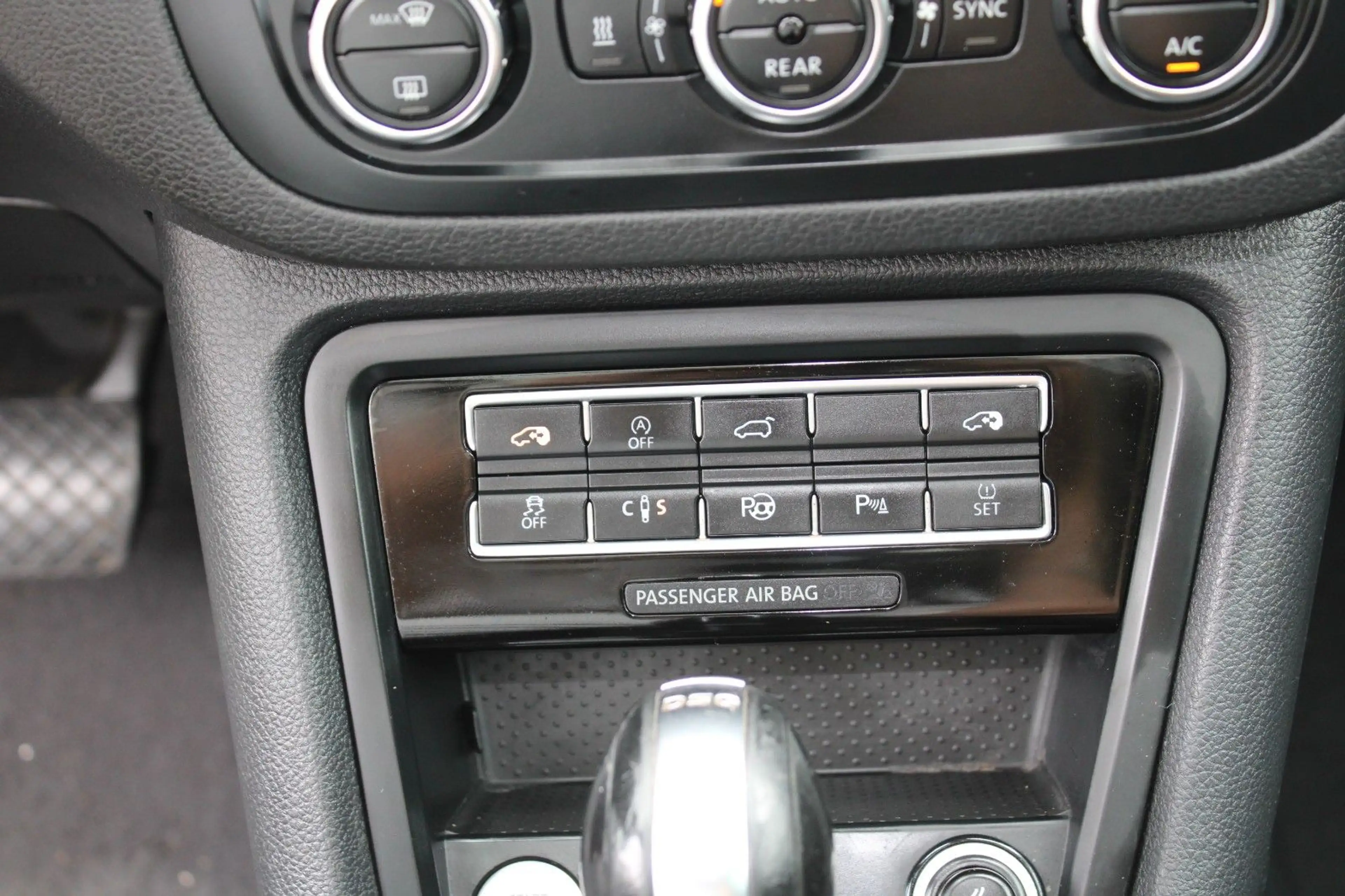 Volkswagen Sharan Highline BMT Automatik Panorama Leder Nav — photo 16