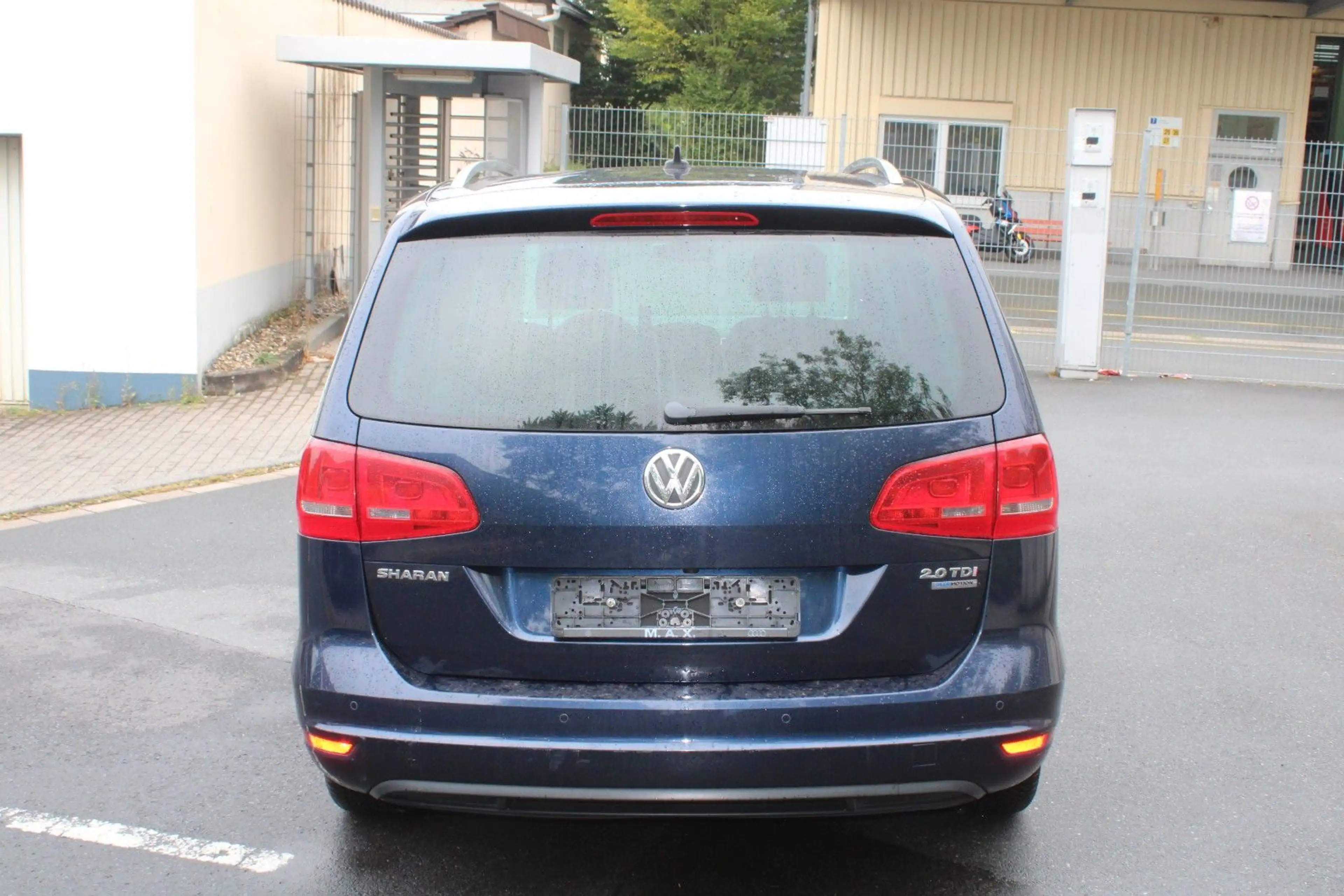 Volkswagen Sharan Highline BMT Automatik Panorama Leder Nav — photo 8