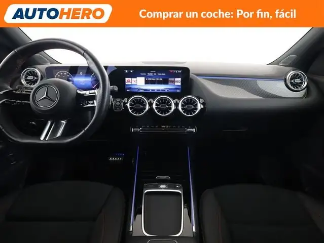 Mercedes-Benz Gla view 13