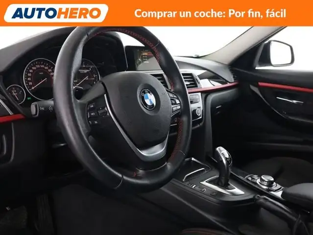 BMW 3 Series view 12