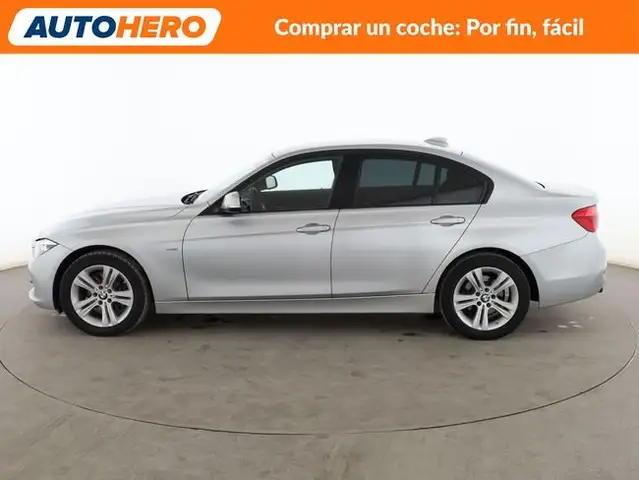 BMW 3 Series view 3