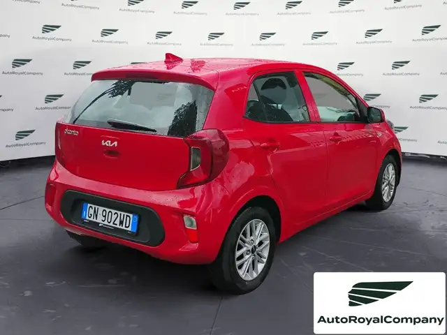 Kia Picanto view 12