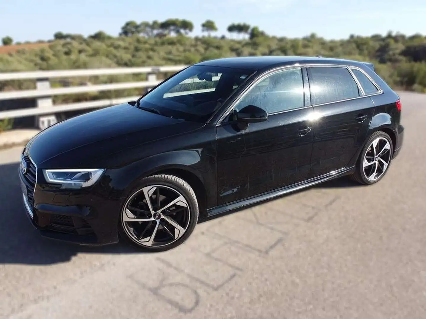Audi A3 Sportback 35 TDI Black line S tronic 110kW Negro - 2